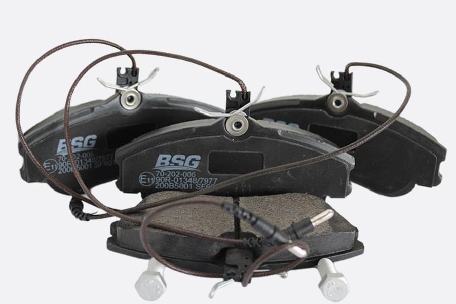 Колодки тормозные PEUGEOT 106, 205, 305, 309, 405 RENAULT Clio (91-98) передние (4шт.) BSG