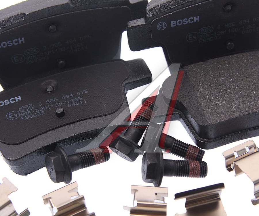 Колодки тормозные FORD Mondeo (00-07) задние (4шт.) BOSCH